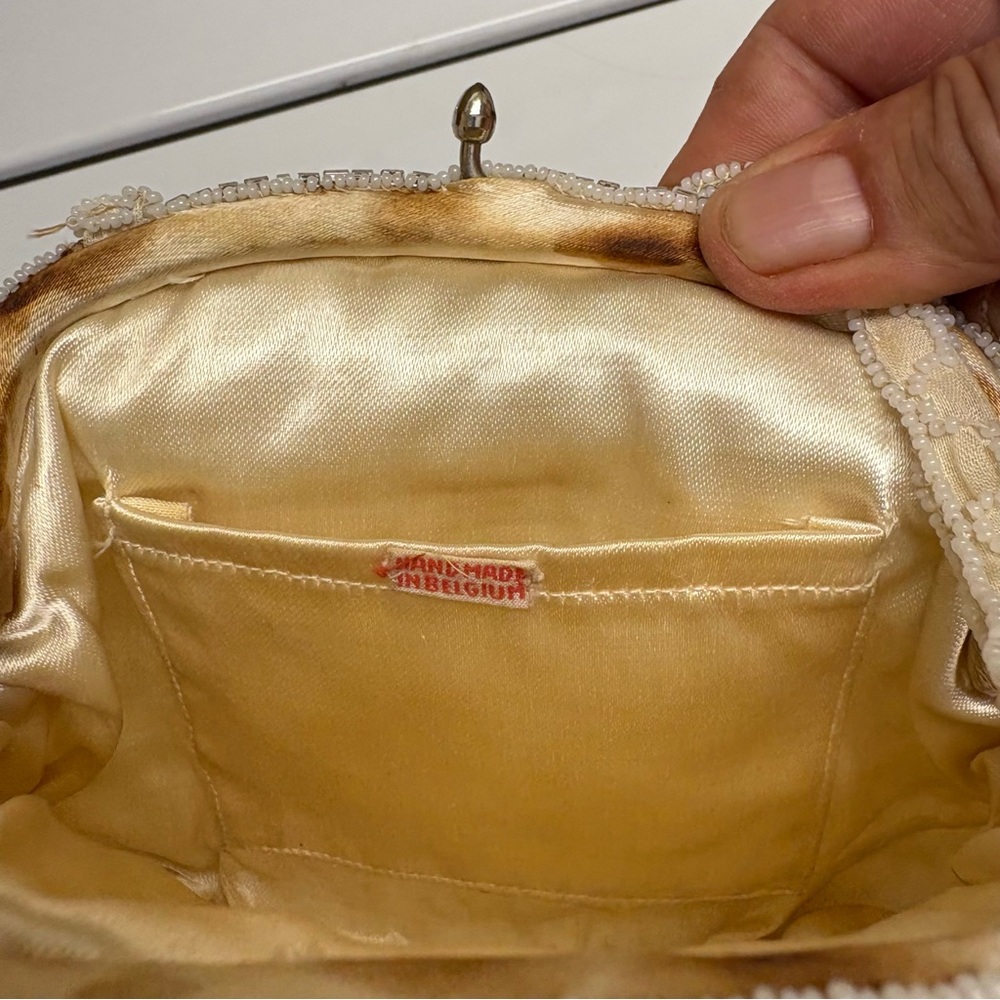 Elegant Cream Beaded Women's Bag - Picture 4 of 7